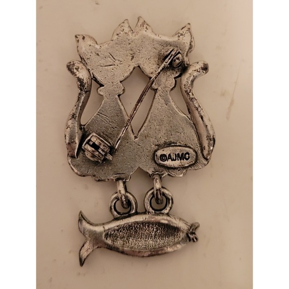 Cat Lady Pin Metal Brooch Vintage AJMC Perfect Pals Bestie Fur Baby Gift For Her - Picture 2 of 4